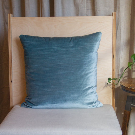 Elitis Hôtel Particulier in Raphael Pillow Cover