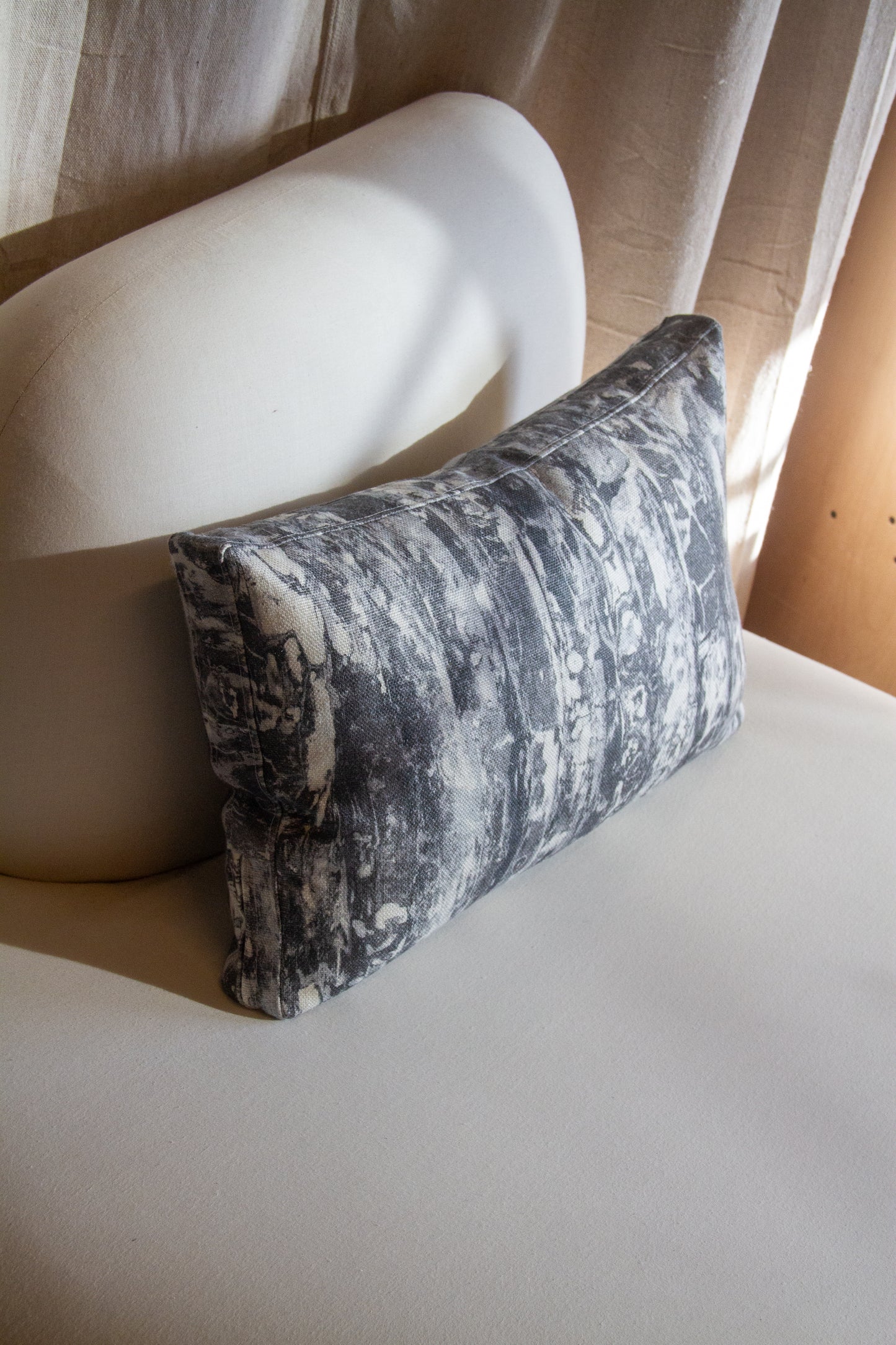 Abstract Print in Gray Box Pillow Cover