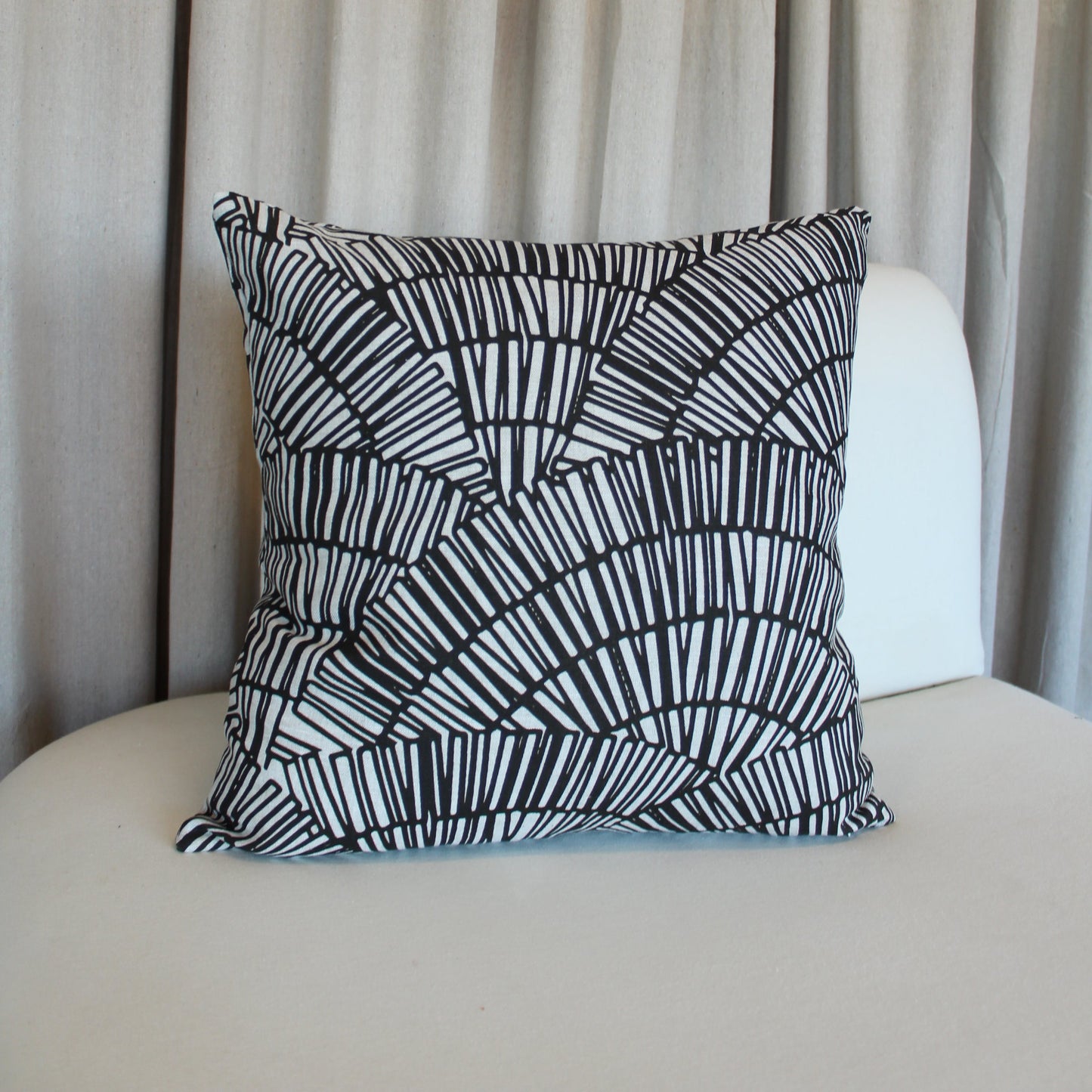 Greige Textiles Fan Fabric Pepper on Oatmeal Pillow Cover