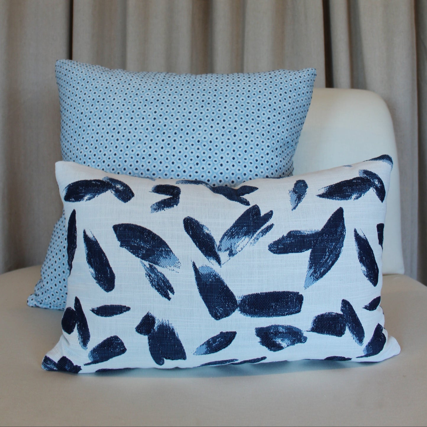 Perennials Breezy in Lapis Pillow Cover