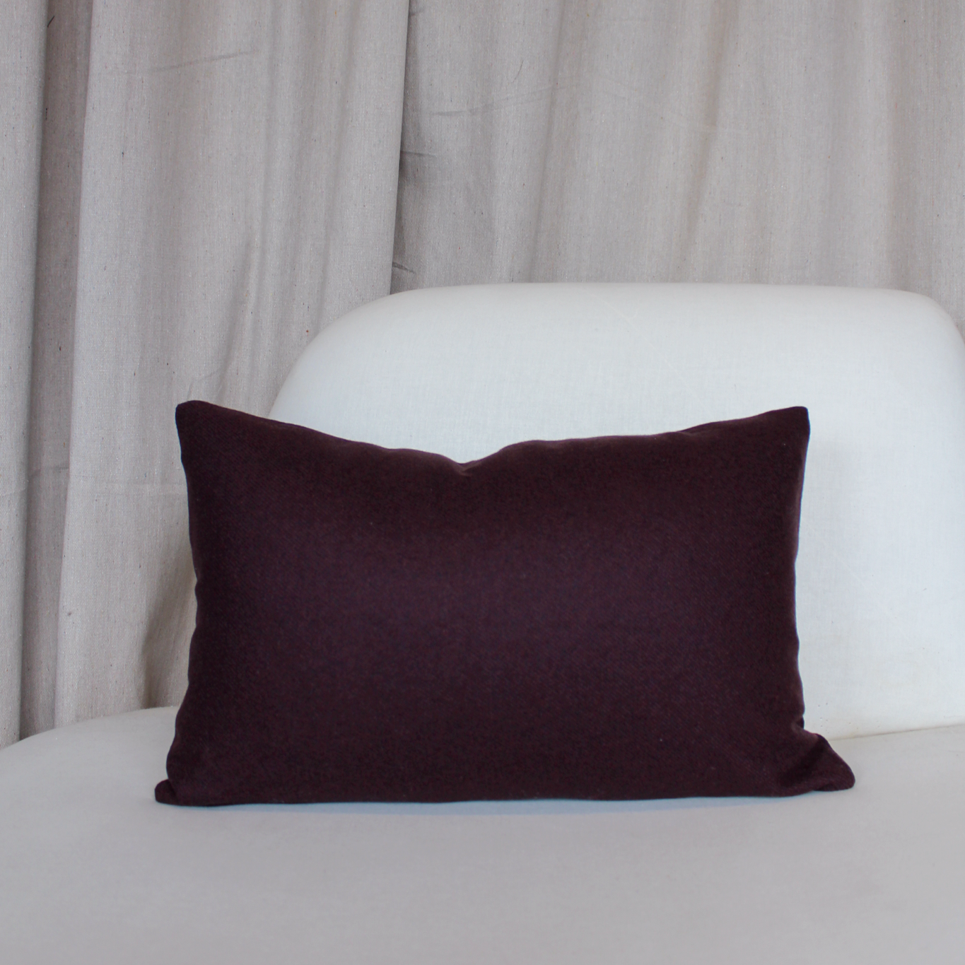 Holland & Sherry Bespoke Twill Ascot Pillow Cover